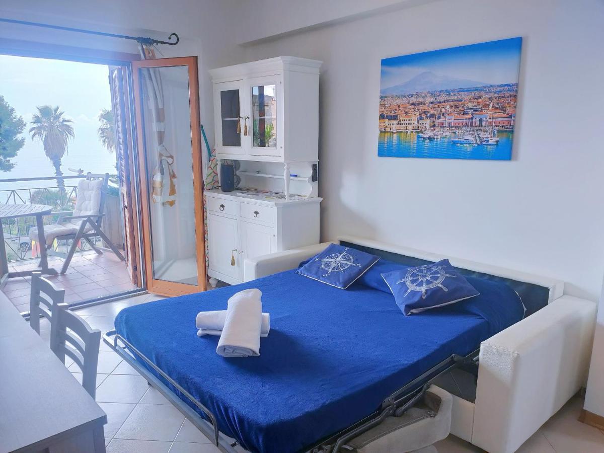 Taormina By The Sea Apartment Mazzeo Exterior photo